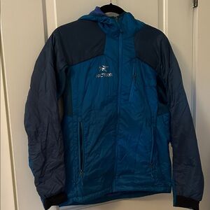Arc'teryx Men's Two-Tone Blue Performance Jacket
